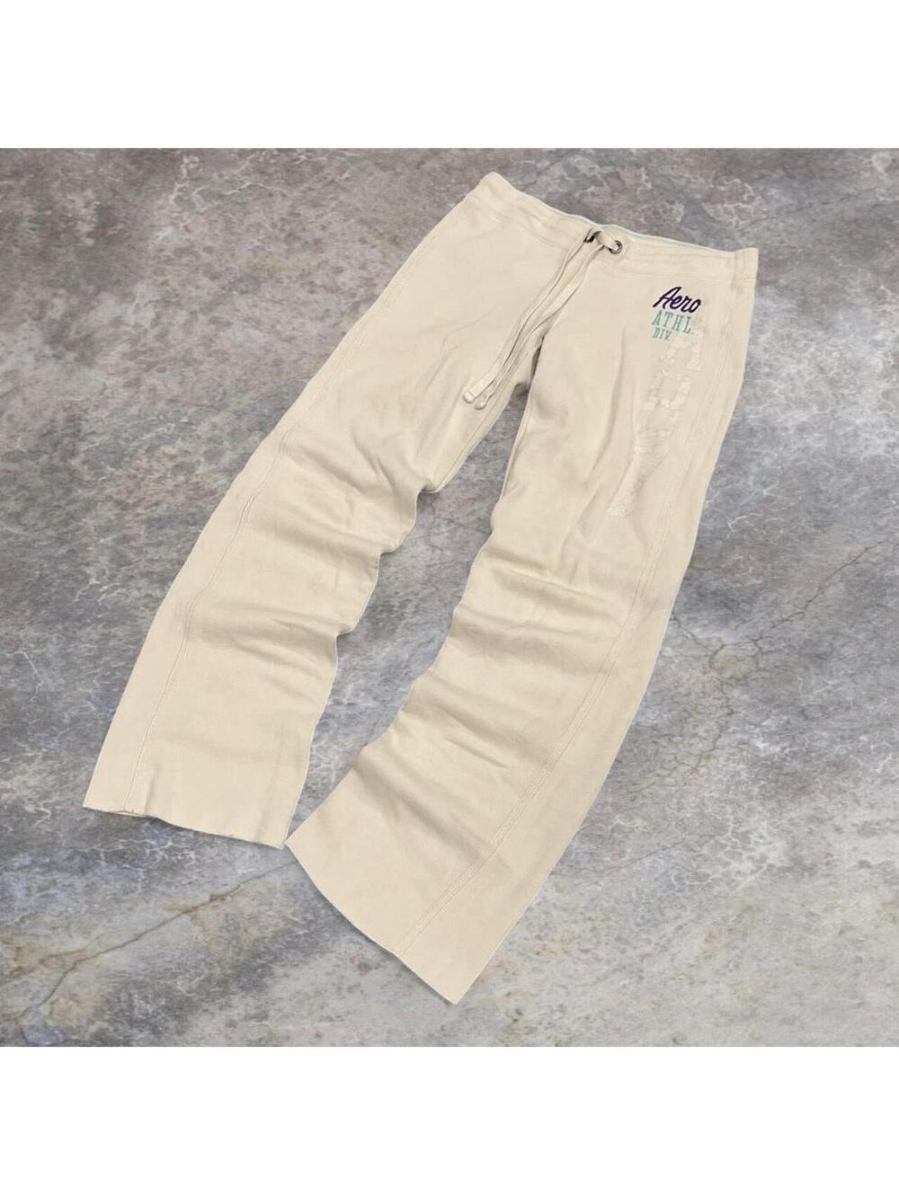 Aeropostale cream sweatpants with blue accents Size XS #loungewear #90s